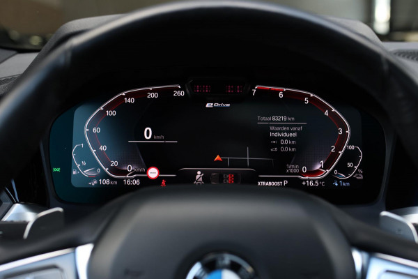 BMW 3-serie 330e M-Sport *Schuifdak*H/K*Individual*Comforttoegang*