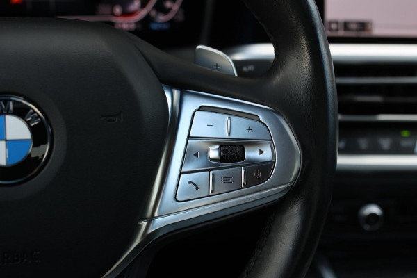 BMW 3-serie 330e M-Sport *Schuifdak*H/K*Individual*Comforttoegang*