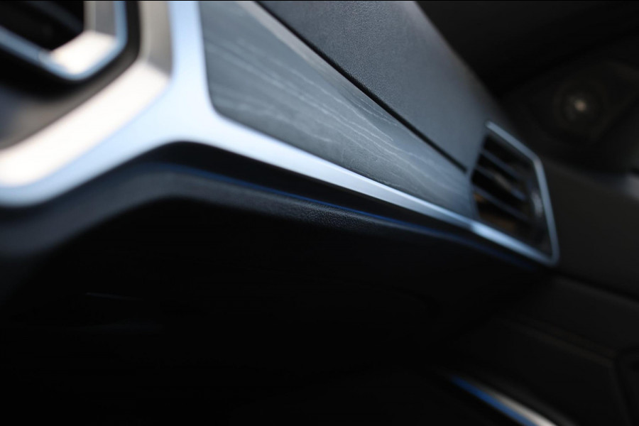 BMW 3-serie 330e M-Sport *Schuifdak*H/K*Individual*Comforttoegang*