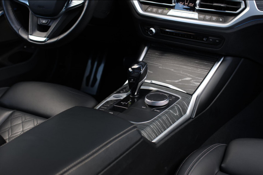 BMW 3-serie 330e M-Sport *Schuifdak*H/K*Individual*Comforttoegang*