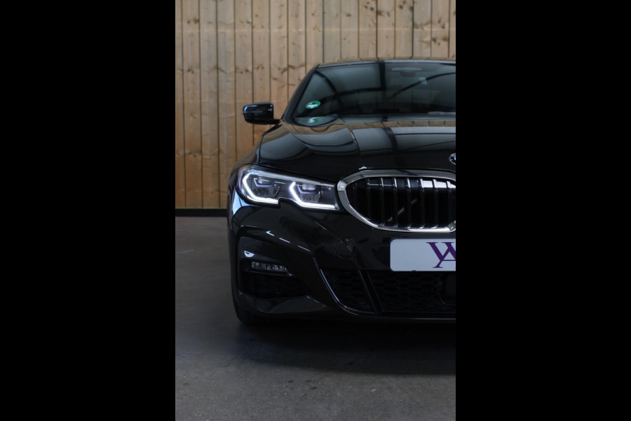 BMW 3-serie 330e M-Sport *Schuifdak*H/K*Individual*Comforttoegang*