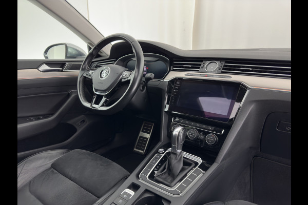 Volkswagen Arteon 2.0 TDI Elegance Business (INCL-BTW) Aut. *PANO | LEATHER-ALCANTARA | FULL-LED | DIGI-COCKPIT | CAMERA | KEYLESS | NAVI-FULLMAP |  ADAPTIVE-CRUISE | PRIVACY-GLASS | HEATED-COMFORTSEATS | 19''ALU*