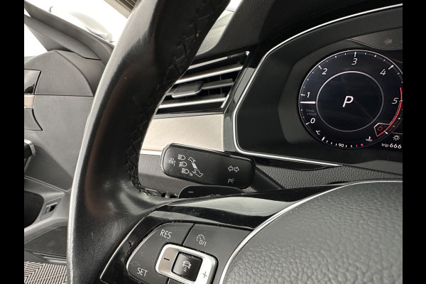 Volkswagen Arteon 2.0 TDI Elegance Business (INCL-BTW) Aut. *PANO | LEATHER-ALCANTARA | FULL-LED | DIGI-COCKPIT | CAMERA | KEYLESS | NAVI-FULLMAP |  ADAPTIVE-CRUISE | PRIVACY-GLASS | HEATED-COMFORTSEATS | 19''ALU*