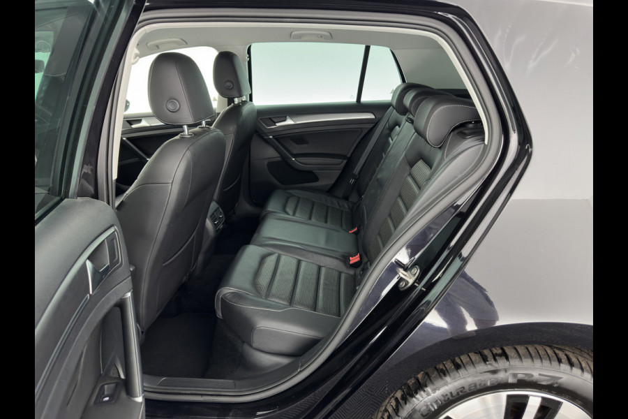 Volkswagen e-Golf E-DITION (INCL.BTW) *HEAT-PUMP | LUXURY-LEATHER | FULL-LED | DIGI-COCKPIT | NAVI-FULLMAP | HEATED-SPORTSEATS | CAMERA | DAB+ | AMBIENT-LIGHT | 16''ALU*