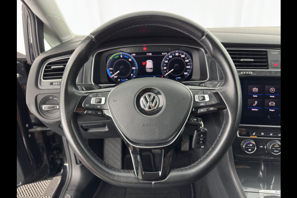 Volkswagen e-Golf E-DITION (INCL.BTW) *HEAT-PUMP | LUXURY-LEATHER | FULL-LED | DIGI-COCKPIT | NAVI-FULLMAP | HEATED-SPORTSEATS | CAMERA | DAB+ | AMBIENT-LIGHT | 16''ALU*