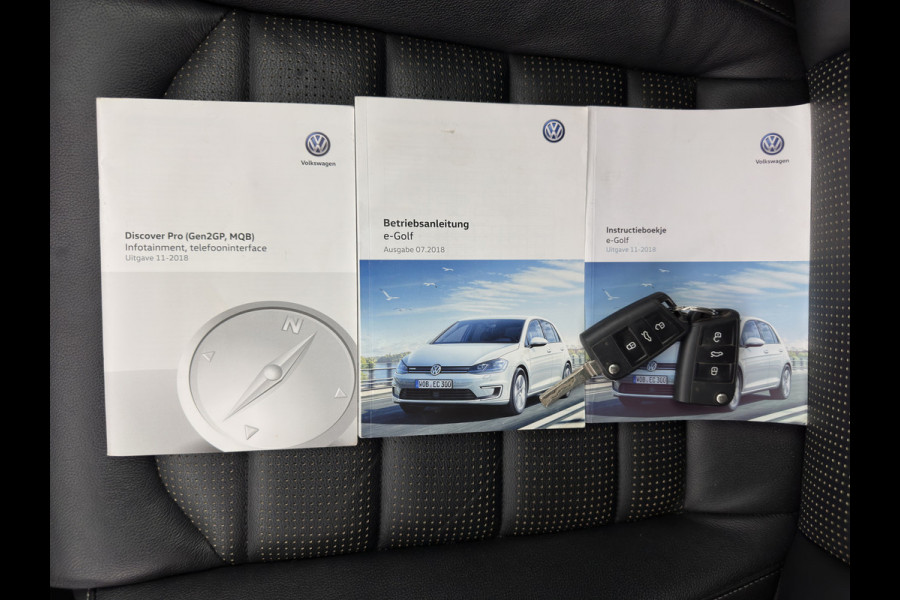 Volkswagen e-Golf E-DITION (INCL.BTW) *HEAT-PUMP | LUXURY-LEATHER | FULL-LED | DIGI-COCKPIT | NAVI-FULLMAP | HEATED-SPORTSEATS | CAMERA | DAB+ | AMBIENT-LIGHT | 16''ALU*