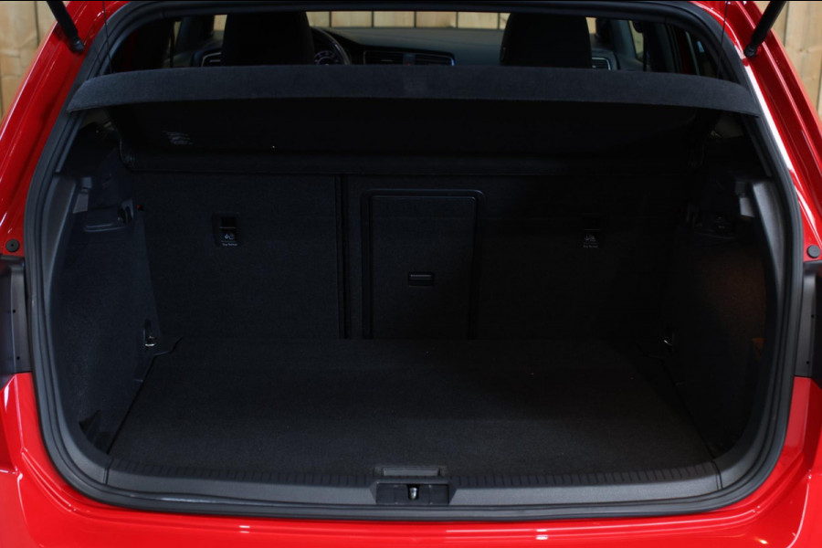 Volkswagen Golf 2.0 TSI GTI Performance *Pano*DCC*Dynaudio*Camera*Standkachel*