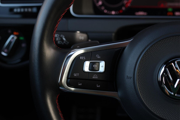 Volkswagen Golf 2.0 TSI GTI Performance *Pano*DCC*Dynaudio*Camera*Standkachel*