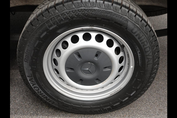 Mercedes-Benz Sprinter 211 CDI L2H2 Aut-9 FWD Airco Cruise Control Navi MBUX Camera PDC VA
