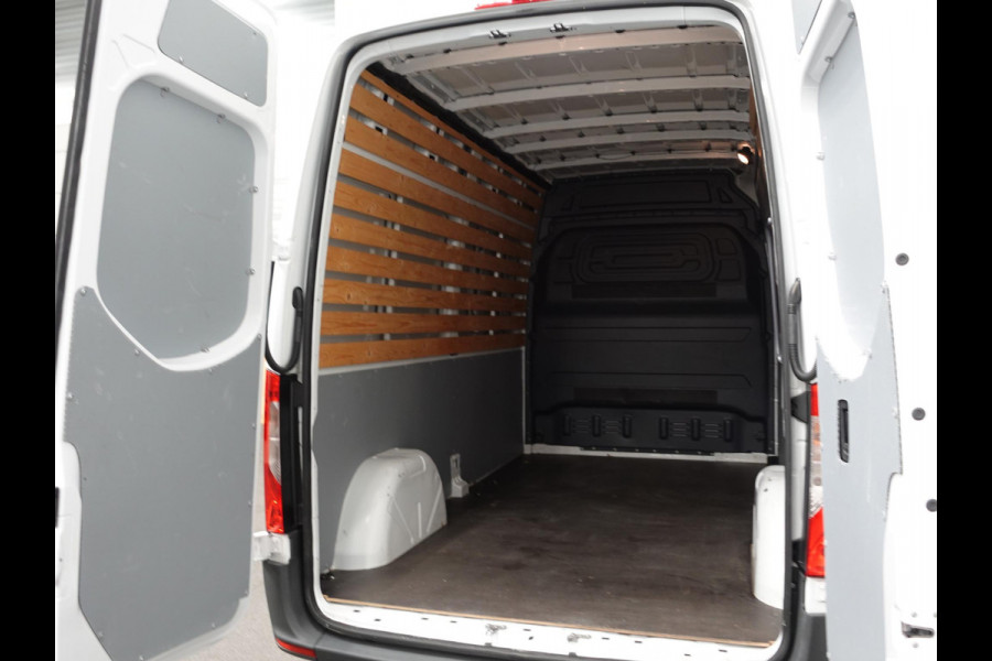 Mercedes-Benz Sprinter 211 CDI L2H2 Aut-9 FWD Airco Cruise Control Navi MBUX Camera PDC VA