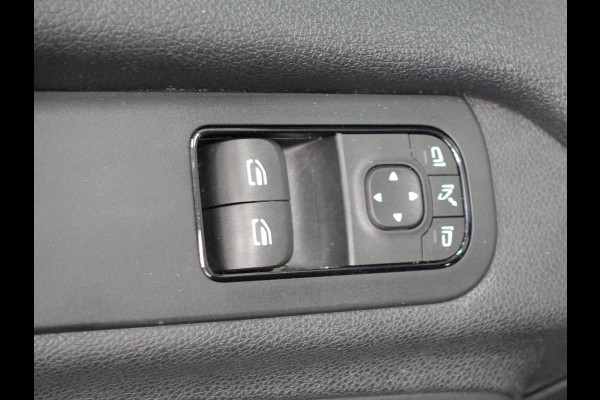 Mercedes-Benz Sprinter 211 CDI L2H2 Aut-9 FWD Airco Cruise Control Navi MBUX Camera PDC VA