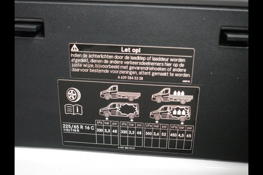 Mercedes-Benz Sprinter 211 CDI L2H2 Aut-9 FWD Airco Cruise Control Navi MBUX Camera PDC VA