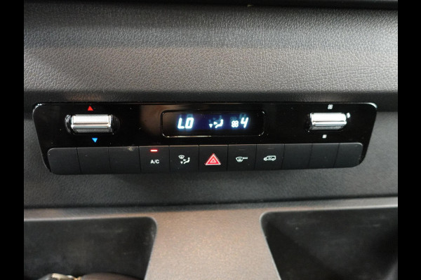 Mercedes-Benz Sprinter 211 CDI L2H2 Aut-9 FWD Airco Cruise Control Navi MBUX Camera PDC VA