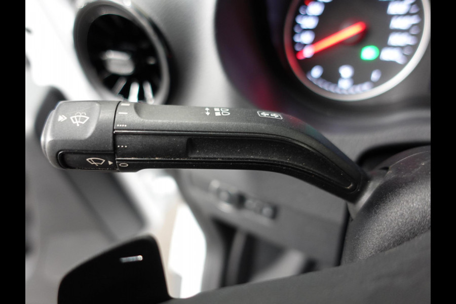 Mercedes-Benz Sprinter 211 CDI L2H2 Aut-9 FWD Airco Cruise Control Navi MBUX Camera PDC VA