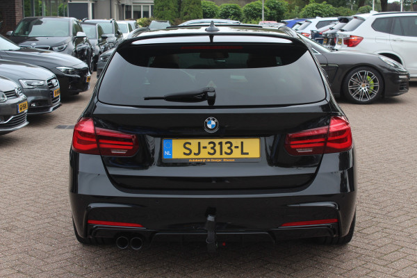 BMW 3 Serie Touring 330i M Sport Edition / M Performance / Trekhaak / Panoramadak / 360Camera / Leder / 19'' / Head-up / Navigatie / Harman Kardon / Stoelverwarming / DAB / Cruise Control