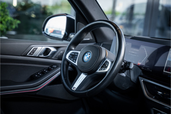 BMW X5 xDrive50e - M Sport | Panorama | H&K | Stoelmassage & Koeling | Memory | 360 Camera BMW X5 xDrive50e - M Sport | Panorama | H&K | Stoelmassage & Koeling | Memory | 360 Camera