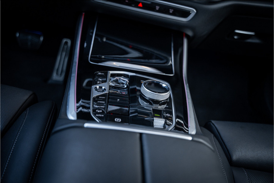 BMW X5 xDrive50e - M Sport | Panorama | H&K | Stoelmassage & Koeling | Memory | 360 Camera BMW X5 xDrive50e - M Sport | Panorama | H&K | Stoelmassage & Koeling | Memory | 360 Camera