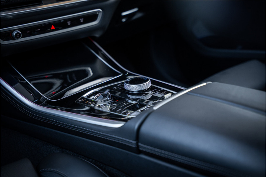 BMW X5 xDrive50e - M Sport | Panorama | H&K | Stoelmassage & Koeling | Memory | 360 Camera BMW X5 xDrive50e - M Sport | Panorama | H&K | Stoelmassage & Koeling | Memory | 360 Camera