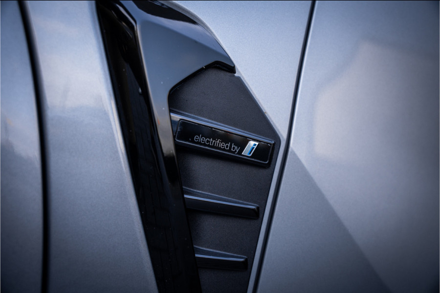 BMW X5 xDrive50e - M Sport | Panorama | H&K | Stoelmassage & Koeling | Memory | 360 Camera BMW X5 xDrive50e - M Sport | Panorama | H&K | Stoelmassage & Koeling | Memory | 360 Camera