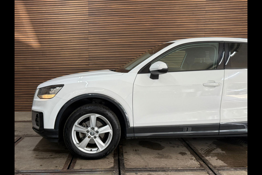Audi Q2 30 TFSI Automaat Sport Pro Line | Cruise Control | Sportstoelen | Navigatie Audi Q2 30 TFSI Automaat Sport Pro Line | Cruise Control | Sportstoelen | Navigatie