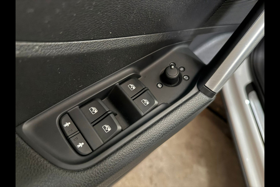 Audi Q2 30 TFSI Automaat Sport Pro Line | Cruise Control | Sportstoelen | Navigatie Audi Q2 30 TFSI Automaat Sport Pro Line | Cruise Control | Sportstoelen | Navigatie