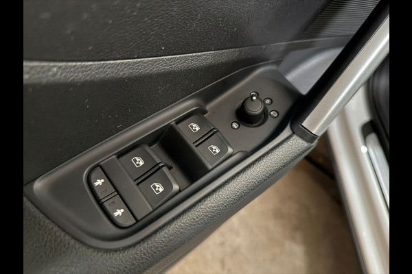 Audi Q2 30 TFSI Automaat Sport Pro Line | Cruise Control | Sportstoelen | Navigatie Audi Q2 30 TFSI Automaat Sport Pro Line | Cruise Control | Sportstoelen | Navigatie