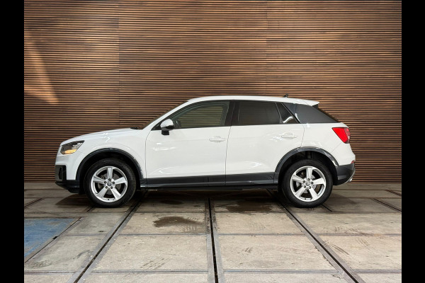 Audi Q2 30 TFSI Automaat Sport Pro Line | Cruise Control | Sportstoelen | Navigatie Audi Q2 30 TFSI Automaat Sport Pro Line | Cruise Control | Sportstoelen | Navigatie
