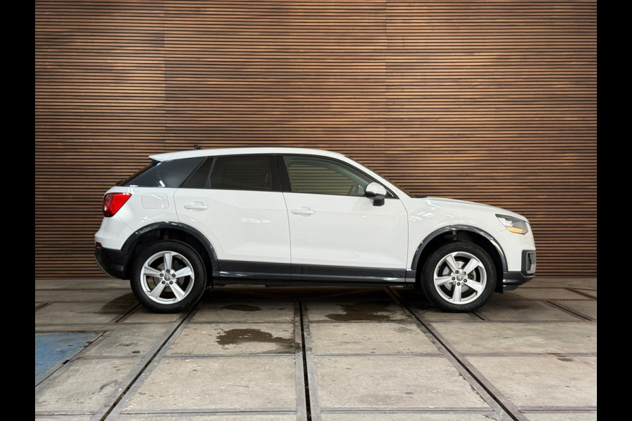 Audi Q2 30 TFSI Automaat Sport Pro Line | Cruise Control | Sportstoelen | Navigatie Audi Q2 30 TFSI Automaat Sport Pro Line | Cruise Control | Sportstoelen | Navigatie