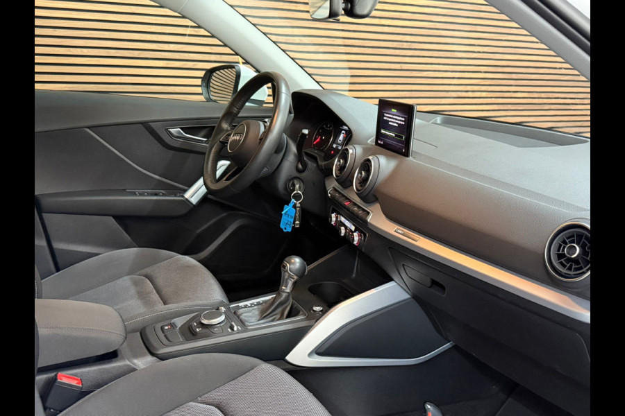 Audi Q2 30 TFSI Automaat Sport Pro Line | Cruise Control | Sportstoelen | Navigatie Audi Q2 30 TFSI Automaat Sport Pro Line | Cruise Control | Sportstoelen | Navigatie