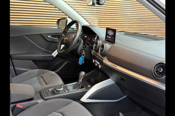 Audi Q2 30 TFSI Automaat Sport Pro Line | Cruise Control | Sportstoelen | Navigatie Audi Q2 30 TFSI Automaat Sport Pro Line | Cruise Control | Sportstoelen | Navigatie