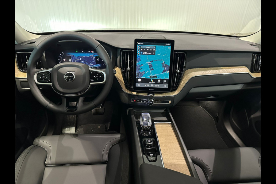Volvo XC60 T6 Aut. NIEUW Long Range Plus Dark ACC 360Camera 350pk
