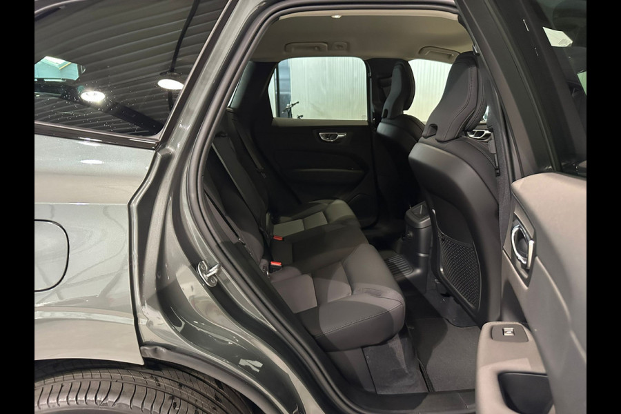 Volvo XC60 T6 Aut. NIEUW Long Range Plus Dark ACC 360Camera 350pk