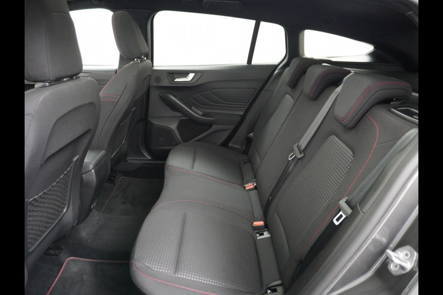 Ford FOCUS Wagon 1.0T 126PK ST Line Panorama-Schuifdak B&O® Apple Carplay Android Auto Navi Ecc Camera Stoelverwarming Pdc Keyless Cruise Control Lmv Led EcoBoost Business Origineel Nederlandse Auto