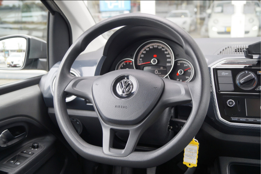 Volkswagen up! 1.0 BMT move up!