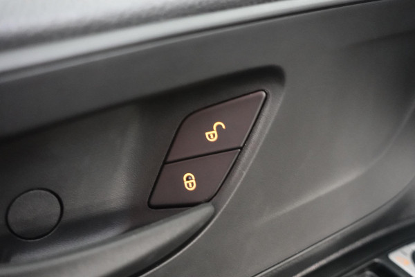 Mercedes-Benz Vito 114 CDI Lang Automaat Navigatie Airco Bluetooth Camera Trekhaak