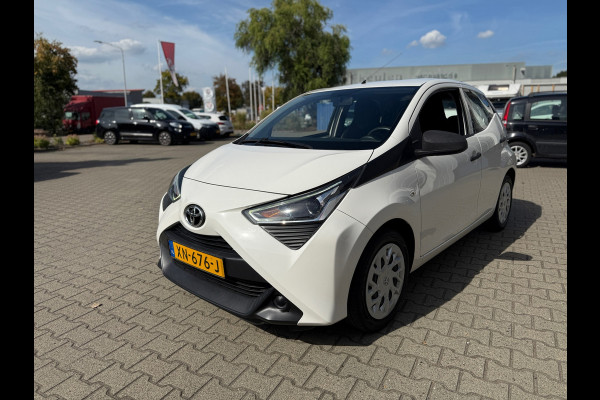 Toyota Aygo 1.0 VVT-i x-fun