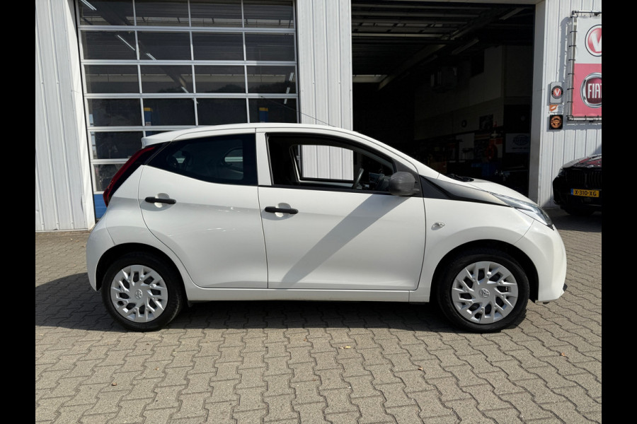 Toyota Aygo 1.0 VVT-i x-fun