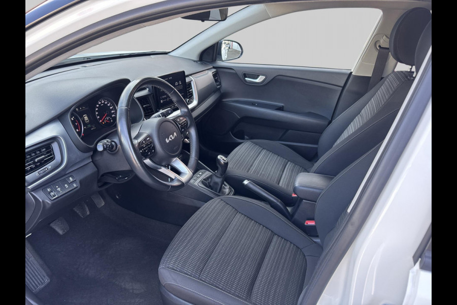 Kia Stonic 1.0 T-GDi MHEV DynamicLine zwart dak | dealer onderhouden