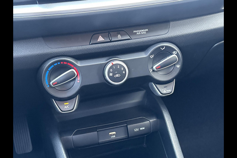 Kia Stonic 1.0 T-GDi MHEV DynamicLine zwart dak | dealer onderhouden