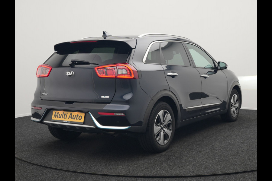 Kia Niro 1.6 GDi PHEV DynamicLine Plug In Hybrid 141pk Dealer O.H PHEV | Adaptive Cruise | Lederen Sportstoelen Verwarmd | Camera | Apple Carplay | Blis | Navigatie | Stuur Verwarmd |