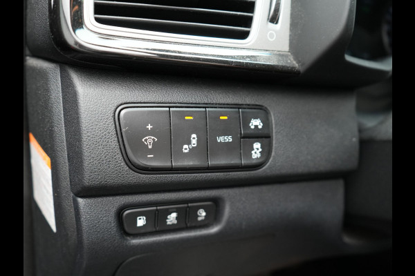 Kia Niro 1.6 GDi PHEV DynamicLine Plug In Hybrid 141pk Dealer O.H PHEV | Adaptive Cruise | Lederen Sportstoelen Verwarmd | Camera | Apple Carplay | Blis | Navigatie | Stuur Verwarmd |