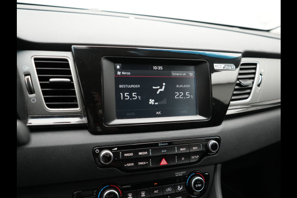 Kia Niro 1.6 GDi PHEV DynamicLine Plug In Hybrid 141pk Dealer O.H PHEV | Adaptive Cruise | Lederen Sportstoelen Verwarmd | Camera | Apple Carplay | Blis | Navigatie | Stuur Verwarmd |