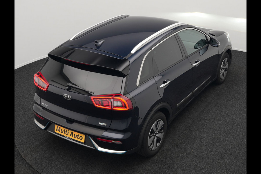 Kia Niro 1.6 GDi PHEV DynamicLine Plug In Hybrid 141pk Dealer O.H PHEV | Adaptive Cruise | Lederen Sportstoelen Verwarmd | Camera | Apple Carplay | Blis | Navigatie | Stuur Verwarmd |