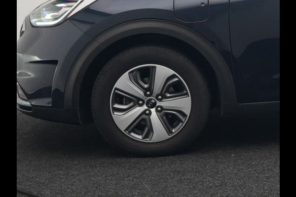 Kia Niro 1.6 GDi PHEV DynamicLine Plug In Hybrid 141pk Dealer O.H PHEV | Adaptive Cruise | Lederen Sportstoelen Verwarmd | Camera | Apple Carplay | Blis | Navigatie | Stuur Verwarmd |