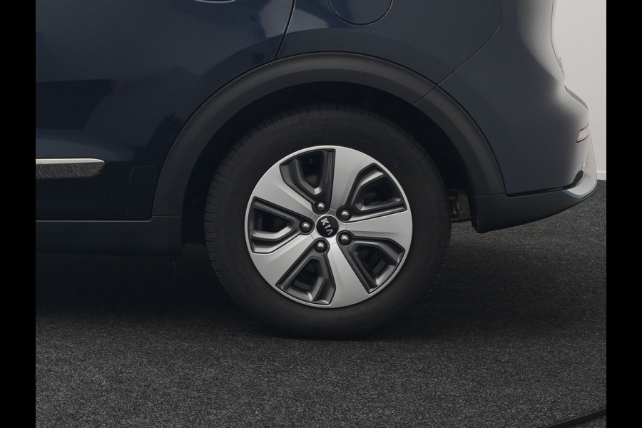 Kia Niro 1.6 GDi PHEV DynamicLine Plug In Hybrid 141pk Dealer O.H PHEV | Adaptive Cruise | Lederen Sportstoelen Verwarmd | Camera | Apple Carplay | Blis | Navigatie | Stuur Verwarmd |