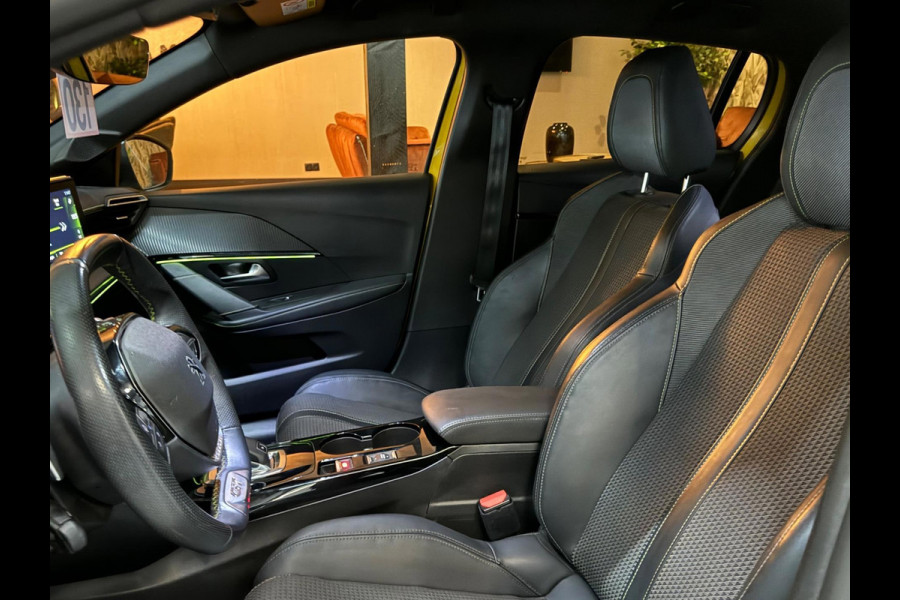 Peugeot 208 1.2 PureTech GT-Line Sport Garantie Carplay Sfeer LED Camera Cruise Clima Leder Navi Rijklaar