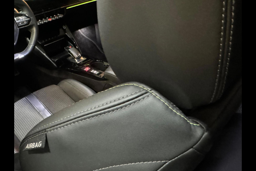 Peugeot 208 1.2 PureTech GT-Line Sport Garantie Carplay Sfeer LED Camera Cruise Clima Leder Navi Rijklaar