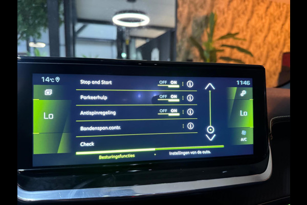 Peugeot 208 1.2 PureTech GT-Line Sport Garantie Carplay Sfeer LED Camera Cruise Clima Leder Navi Rijklaar