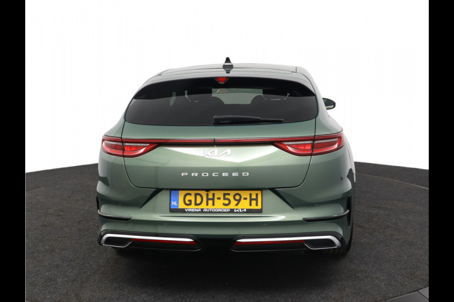 Kia ProCeed 1.5 T-GDi GT-PlusLine Apple Carplay/Android Auto - Cruise Control Adaptief - Dodehoekdetectie - Navigatie - Stoel/Stuur Verwarming - Fabrieksgarantie tot 07-2031
