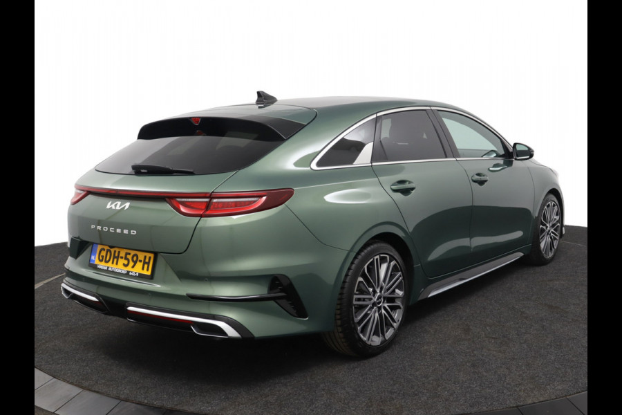 Kia ProCeed 1.5 T-GDi GT-PlusLine Apple Carplay/Android Auto - Cruise Control Adaptief - Dodehoekdetectie - Navigatie - Stoel/Stuur Verwarming - Fabrieksgarantie tot 07-2031